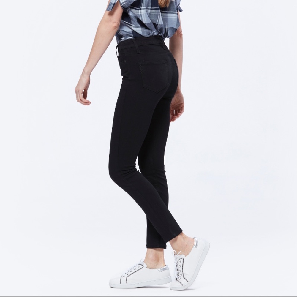 NWOT Paige Margot Ankle jeans Black Shadow